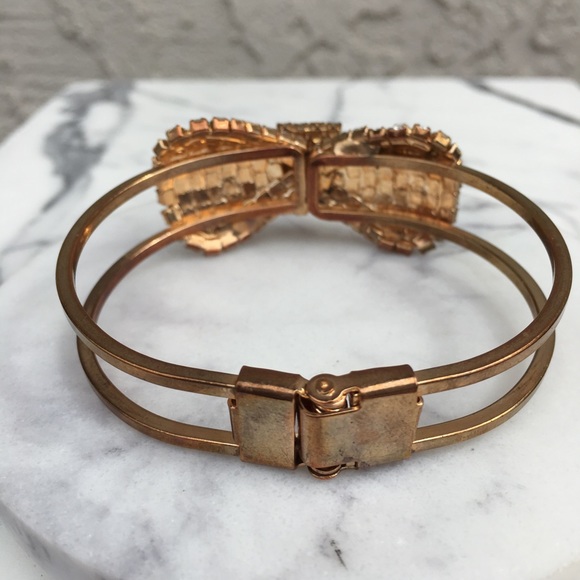 Bow Cuff Bracelet 🎀💎 - Picture 5 of 8